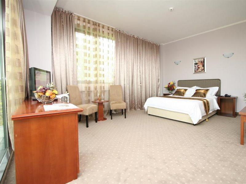 Hotel Zimbru Snagov Tincabesti Buitenkant foto