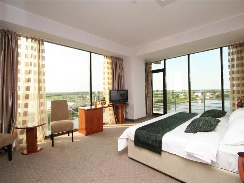 Hotel Zimbru Snagov Tincabesti Buitenkant foto