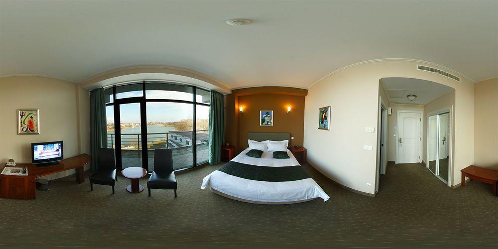 Hotel Zimbru Snagov Tincabesti Buitenkant foto